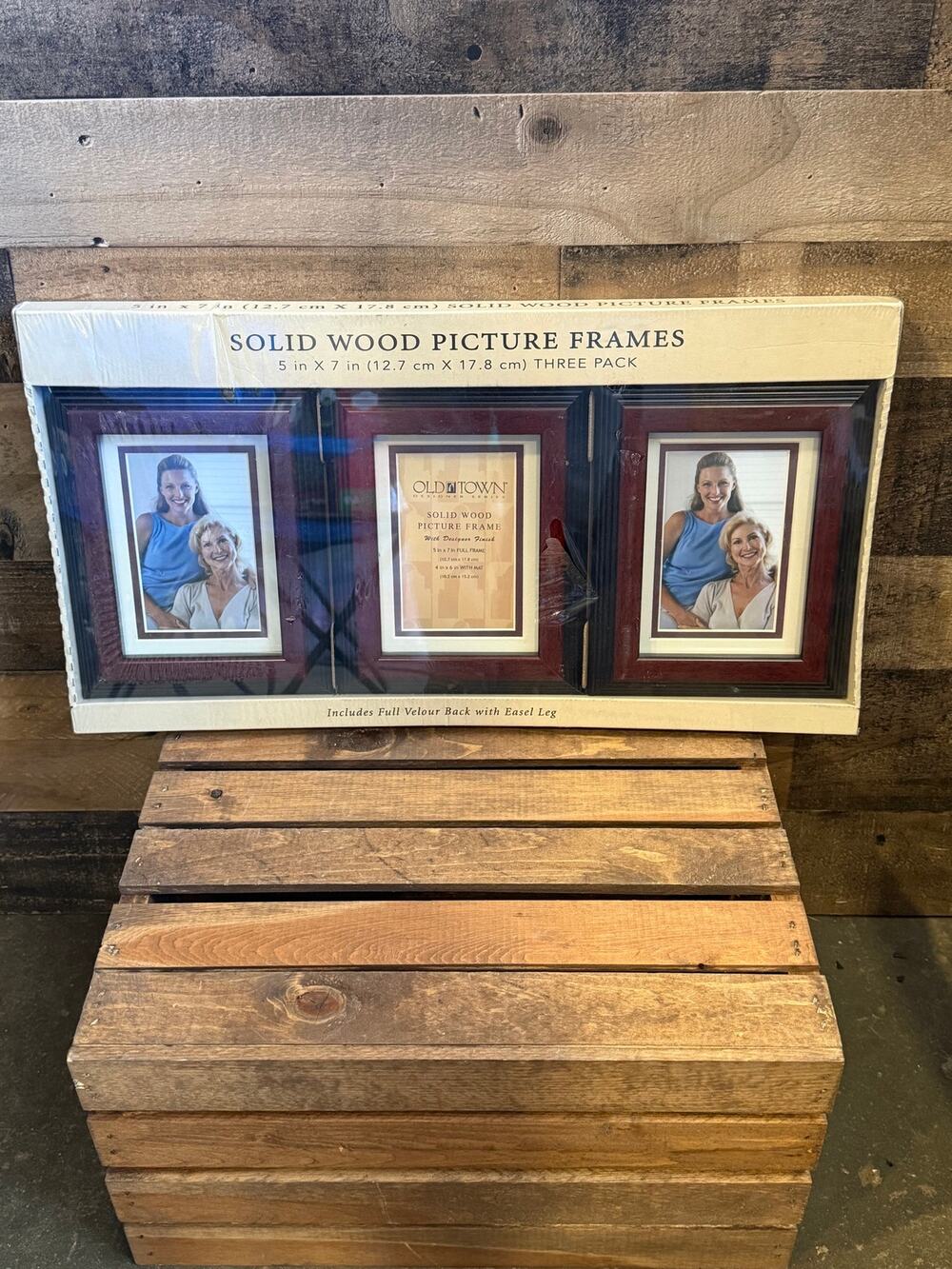 Old Town Designer Series Solid Wood Picture Frames (3-Pack) - New in Package